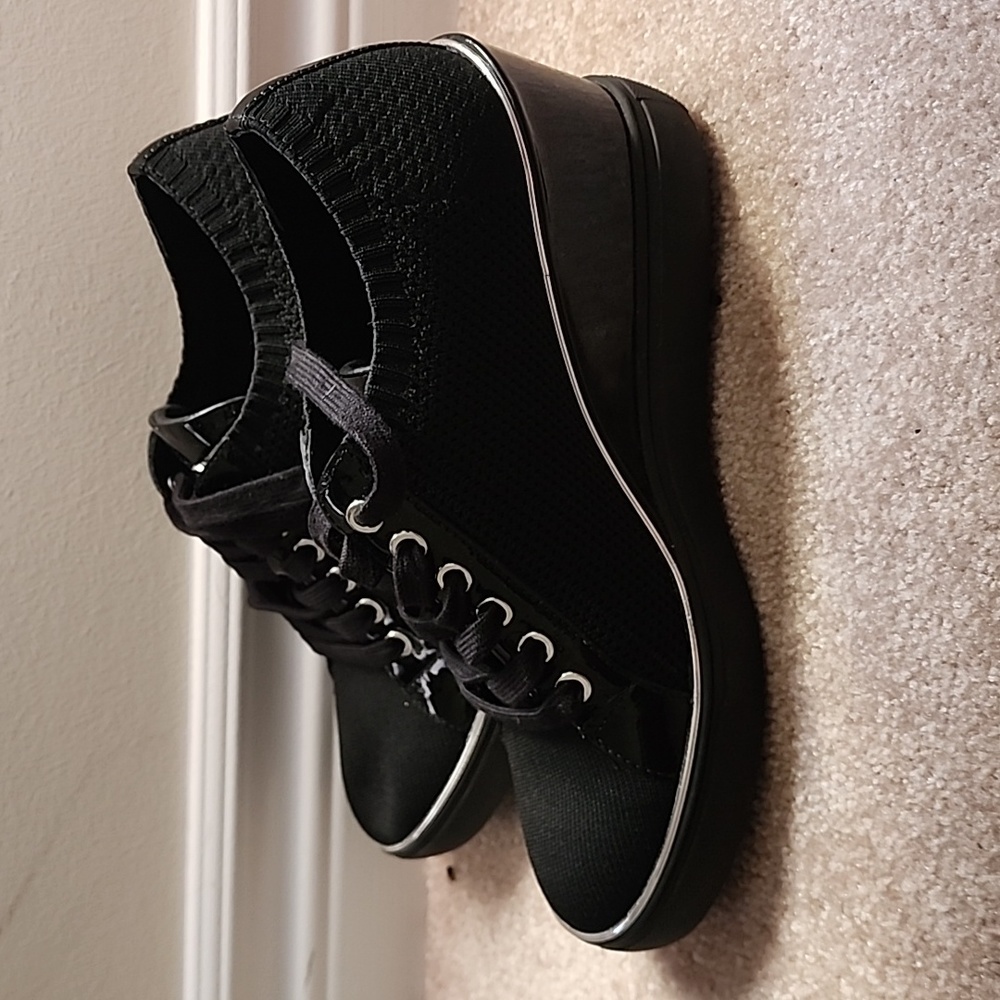Wishbone collection Sneaker Wedges